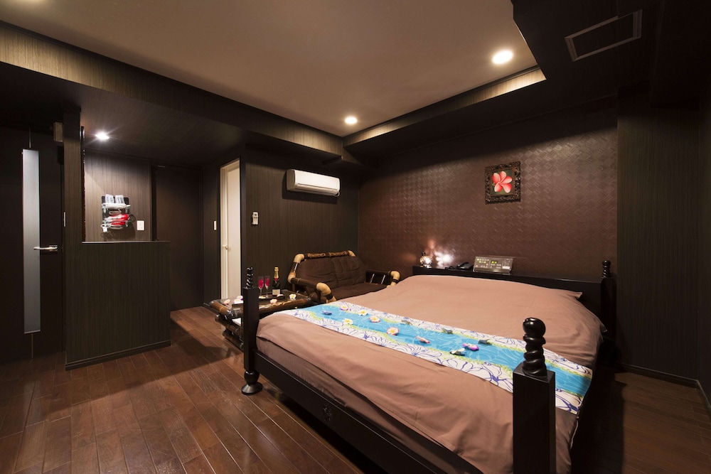 Double Room (Standard)