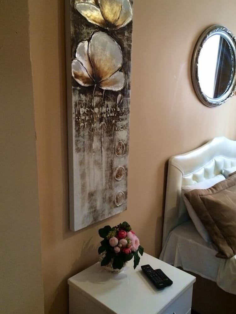 Economy Double Room photo 2