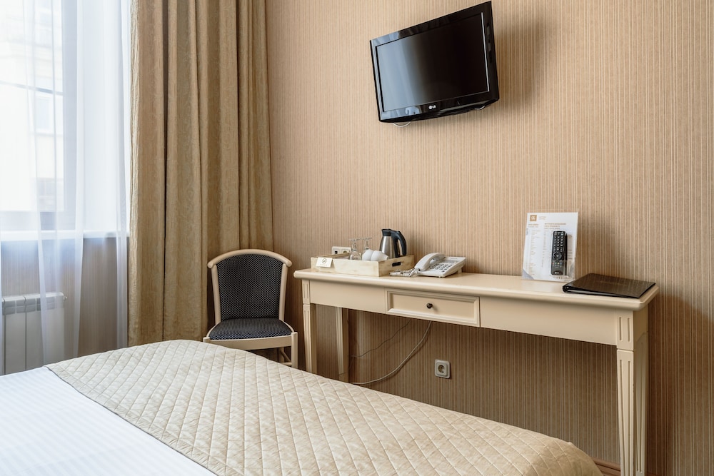 Standard Double or Twin Room photo 3