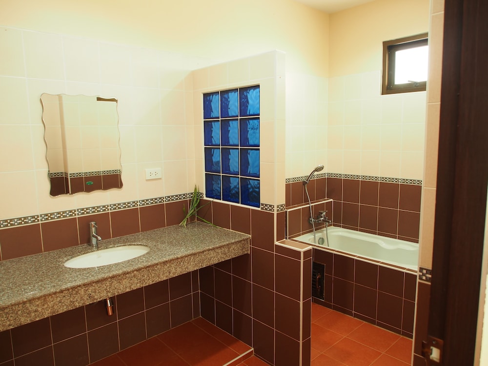 Double Room with Pool View photo 2