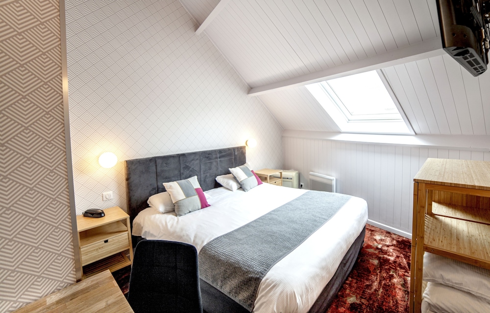 Standard Room, 1 Bedroom, Private Bathroom photo 2