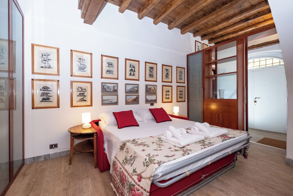 Cozy Studio (Vicolo del Giglio 14)