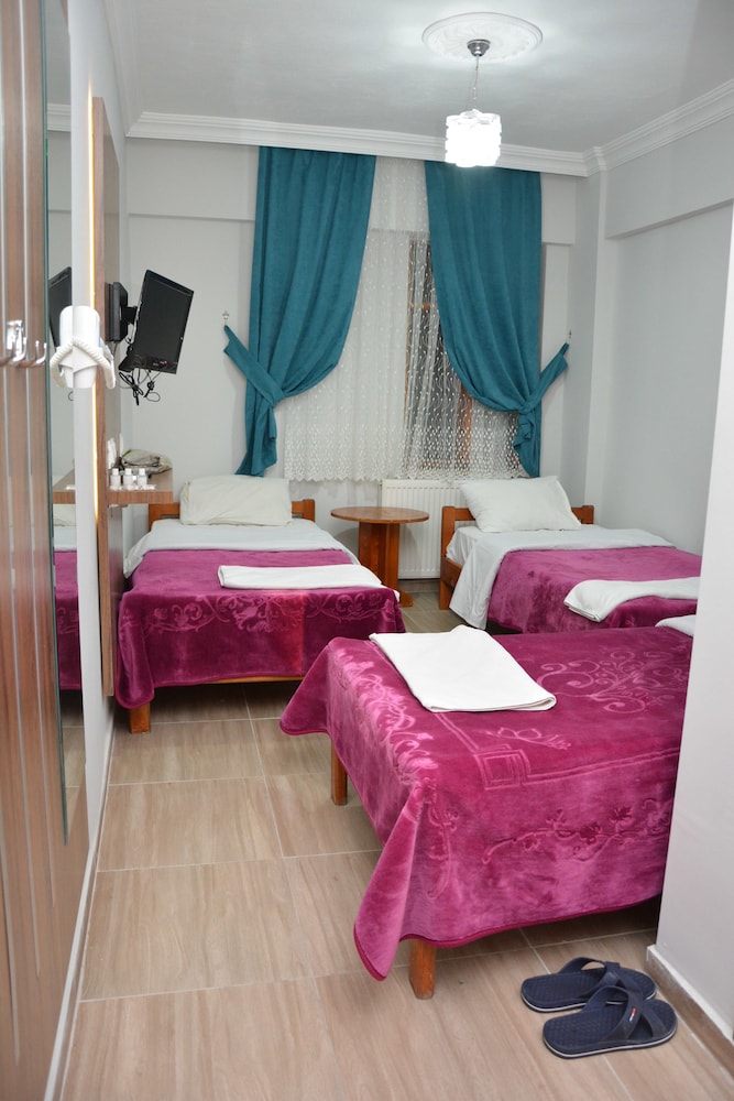 Standard Triple Room photo 1