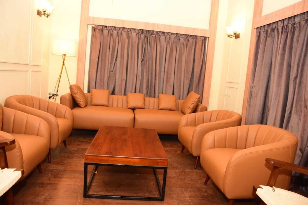 Luxury Villa photo 2