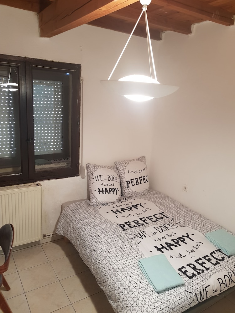 Classic Room, 1 Double Bed, Non Smoking photo 3