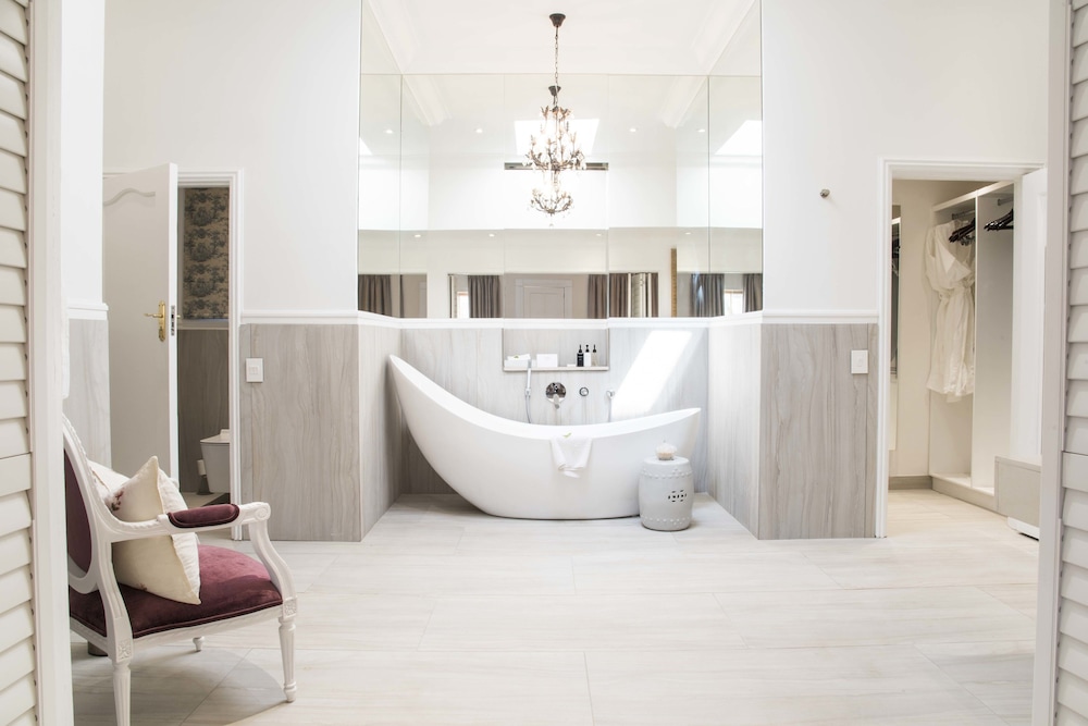 Luxury Suite, 1 King Bed