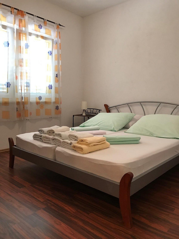 Apartment (One Bedroom Apartment with Terrace an) photo 3
