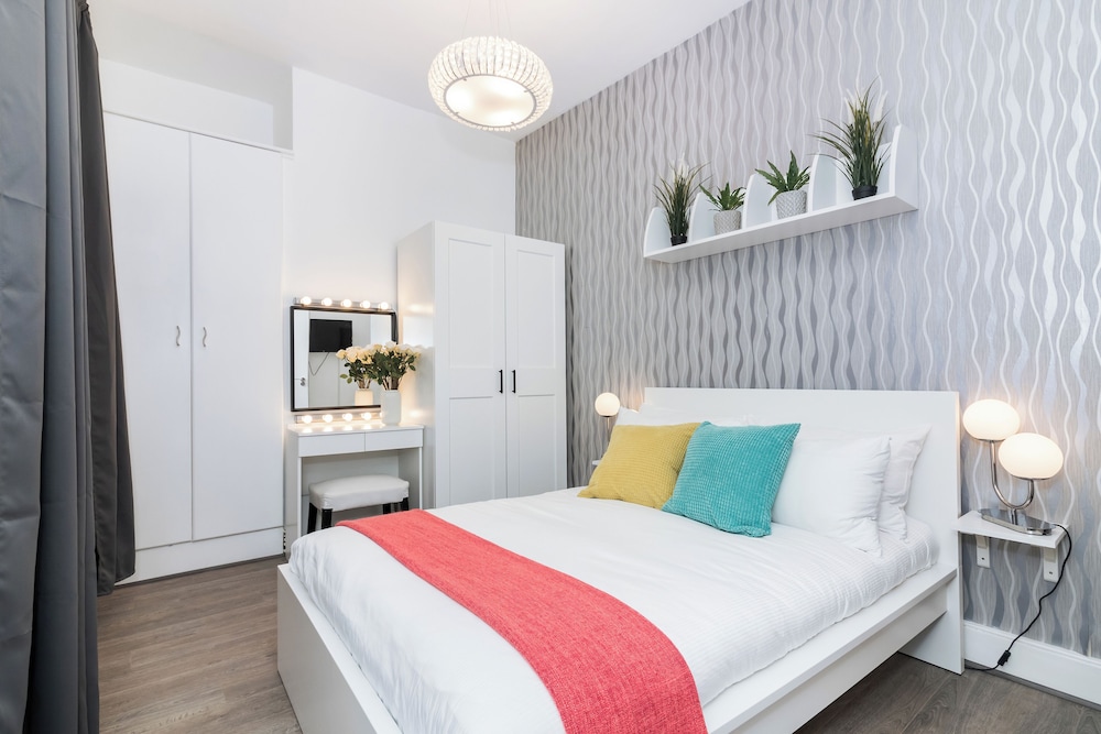 Signature Apartment, 2 Bedrooms, Air conditioning photo 2