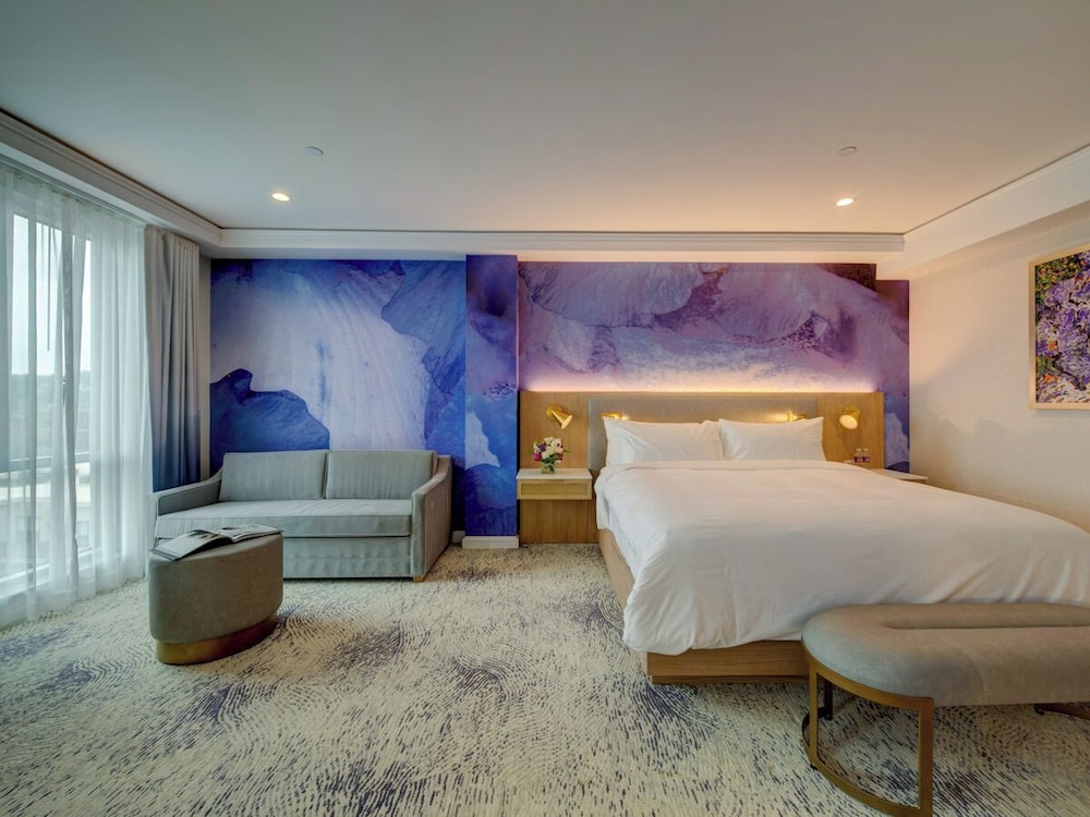Luxury Studio Suite photo 3
