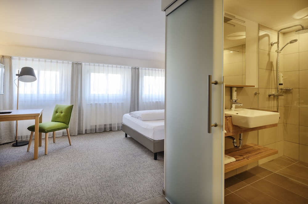 Business Apartment, 1 Queen Bed