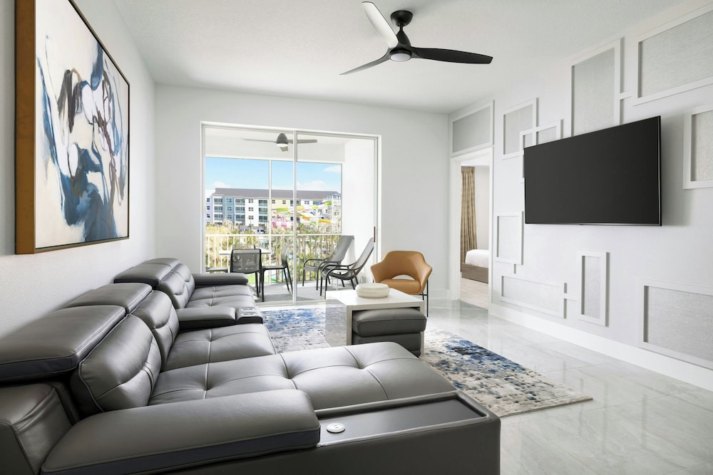Superior 3-Bedroom, Apartment, Bedroom 1: 1 King, Bedroom 2: 1 King, Bedroom 3: 2 Twin bunk