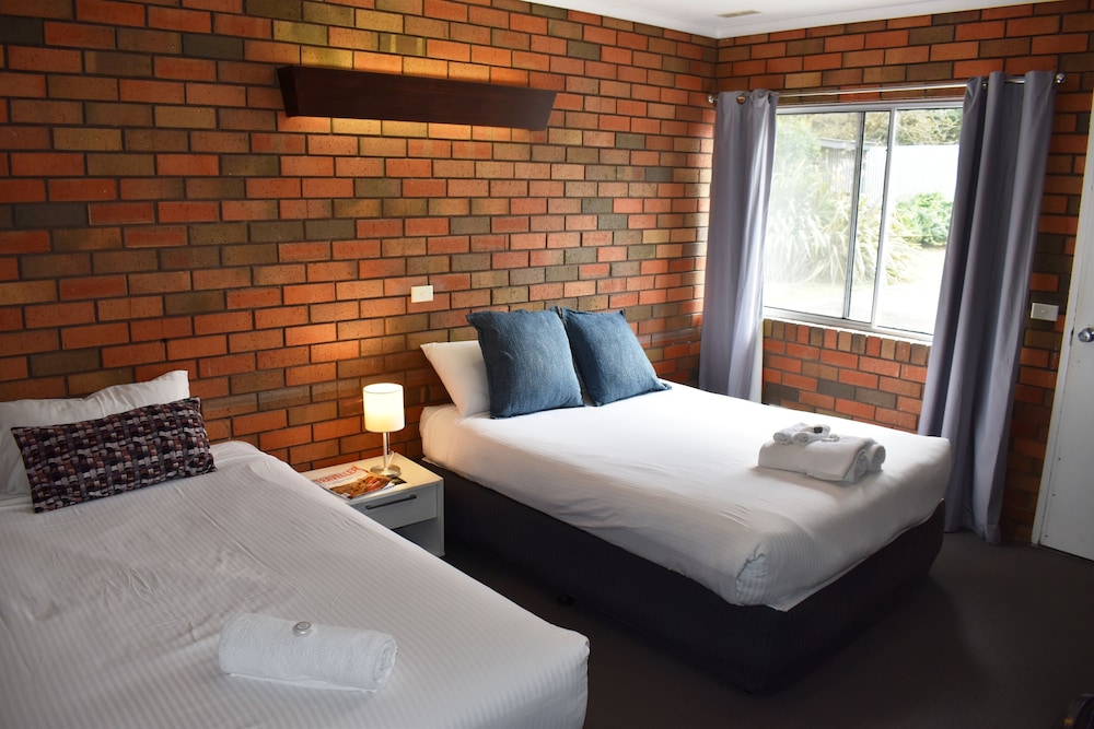 Premier Double or Twin Room, Non Smoking (Double and Single room) photo 3