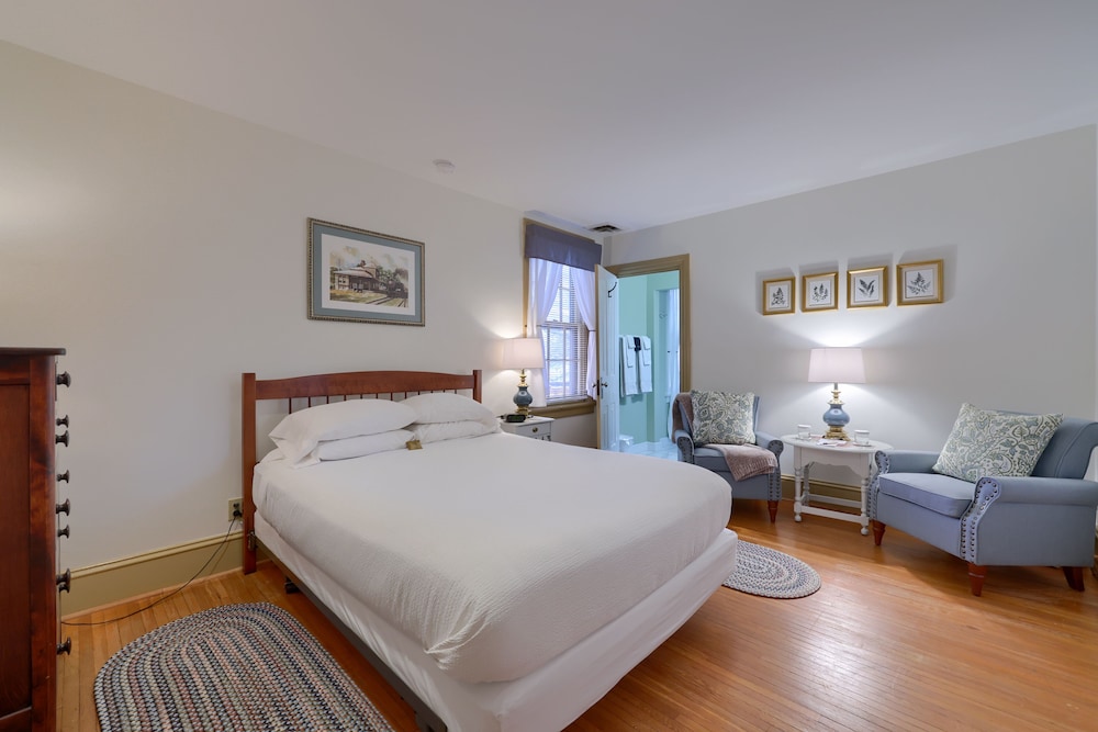 Room, 1 Queen Bed photo 1
