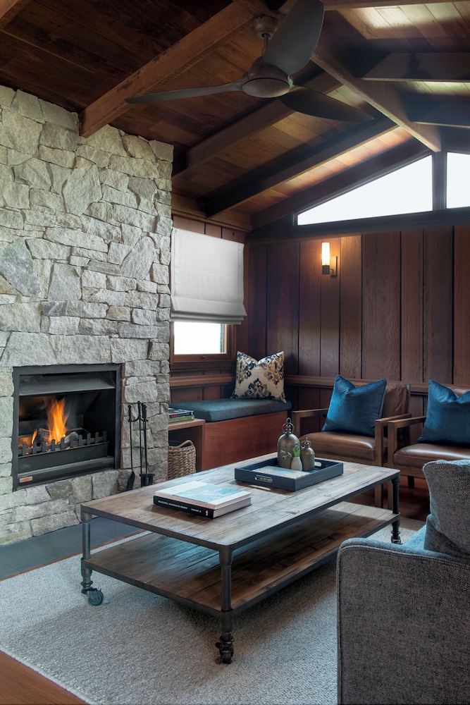 Accessible Luxury Cabin - Photo 2