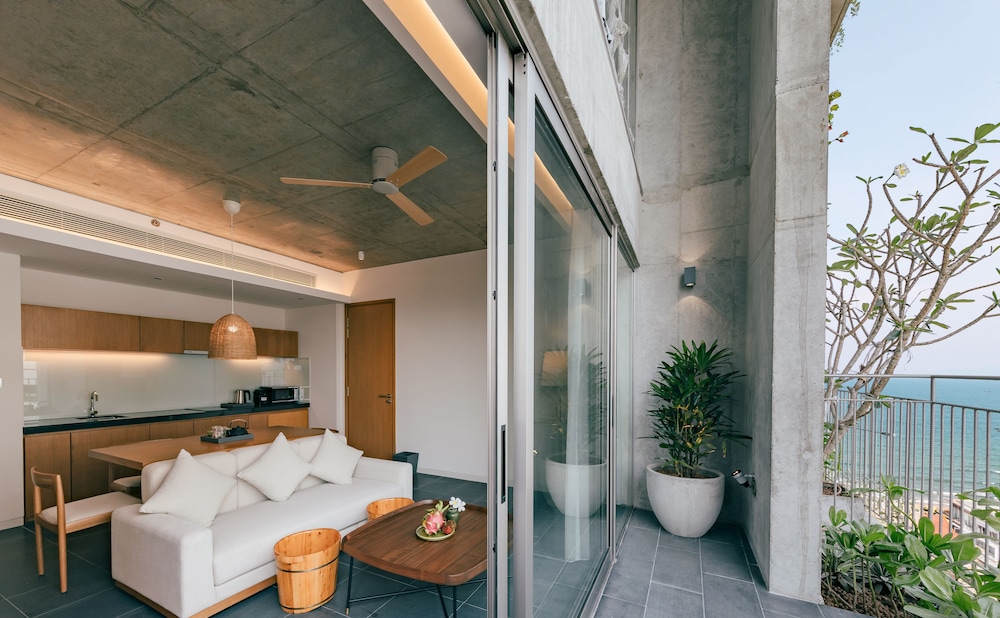 Apartment, 2 Bedrooms, Balcony photo 2