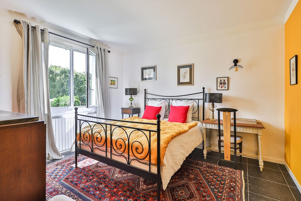 Double Room (Jaune) photo 1