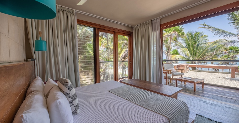 Partial Sea View Room