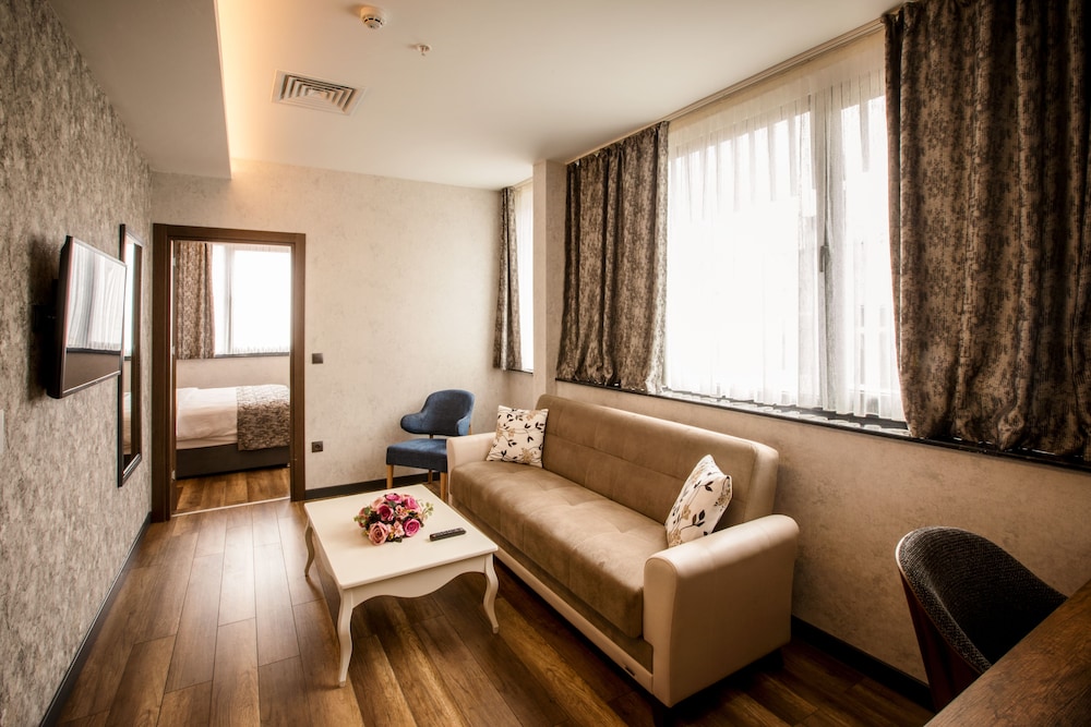 Suite, 2 Bedrooms, Sea View photo 1