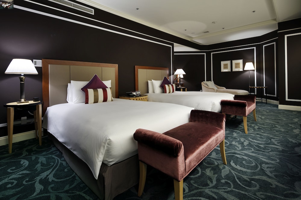 Superior Suite Room, Club Lounge Access, 113 sqm, with Private Sauna, Non Smoking photo 1