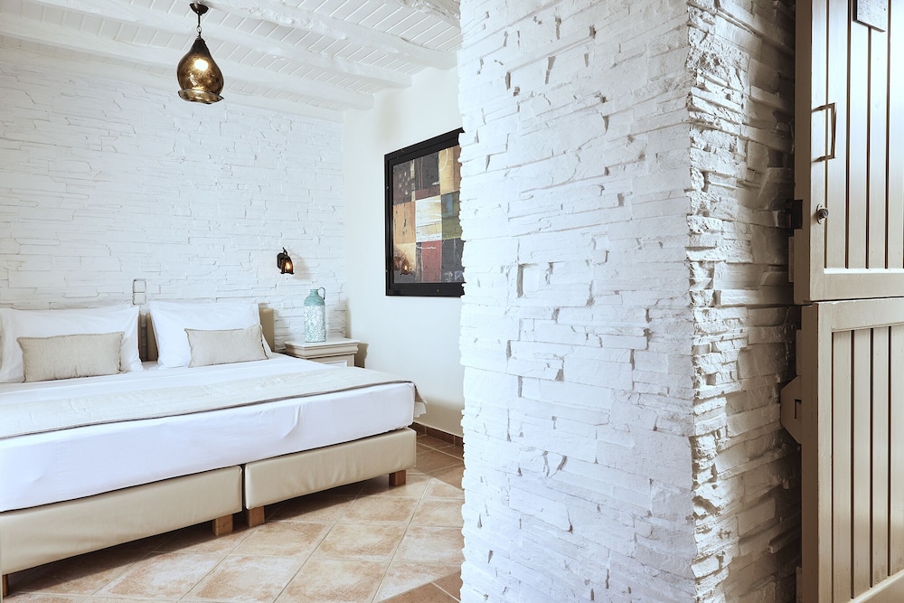 Standard Triple Room, Sea View photo 2