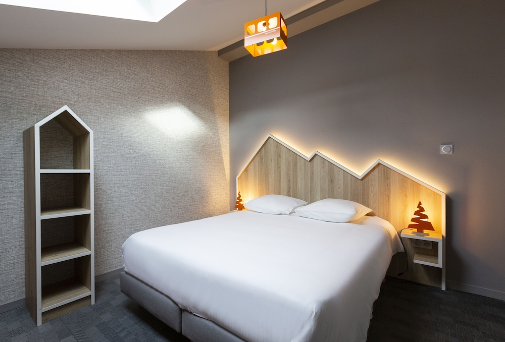 Junior Duplex, 1 Queen Bed with Sofa bed, Mountain View (Iseran Mezzanine) - Photo 9