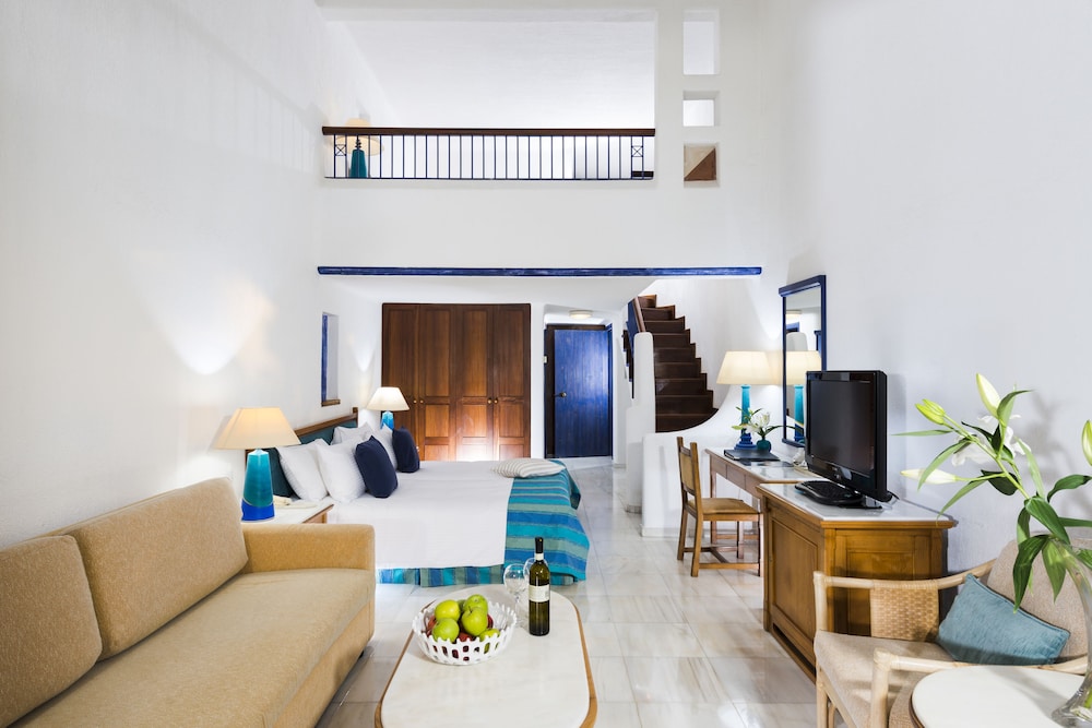 Duplex (Studio) - Photo 1