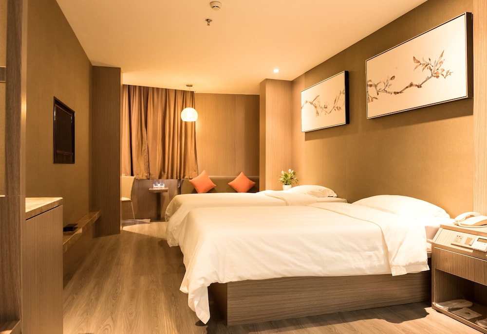 Fashion Twin Room