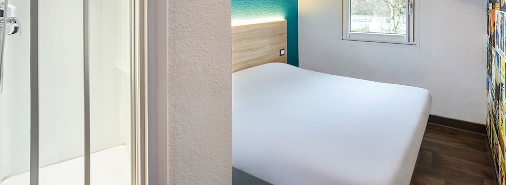Room, 1 Double Bed, Private Bathroom (Cabrio)