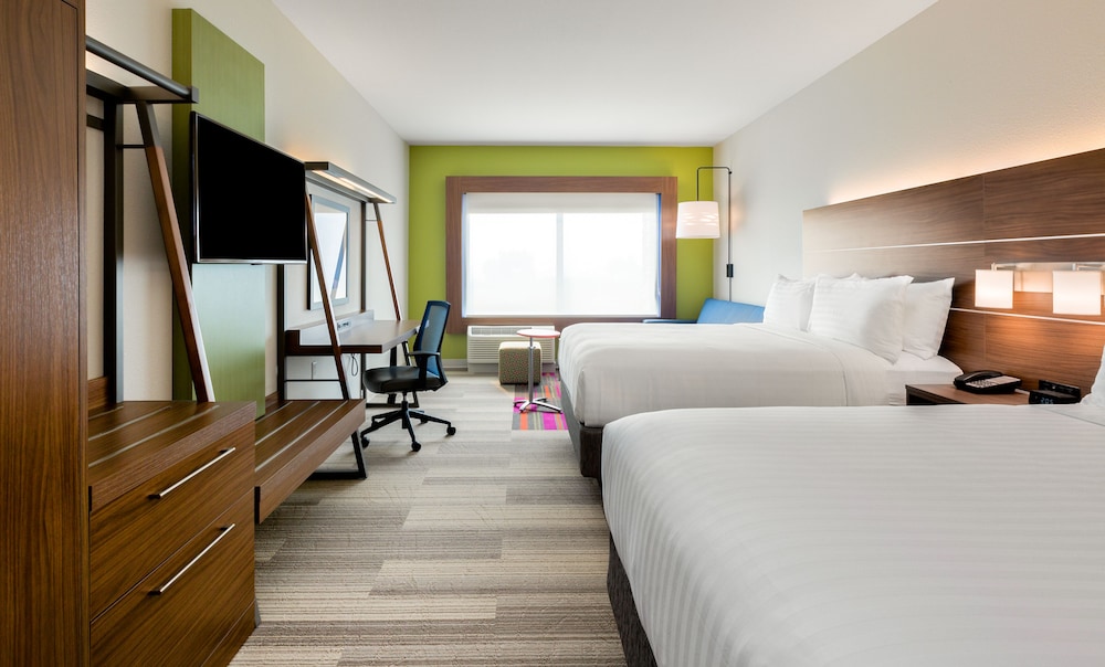 Suite, Multiple Beds, Accessible (Communications Accessible)