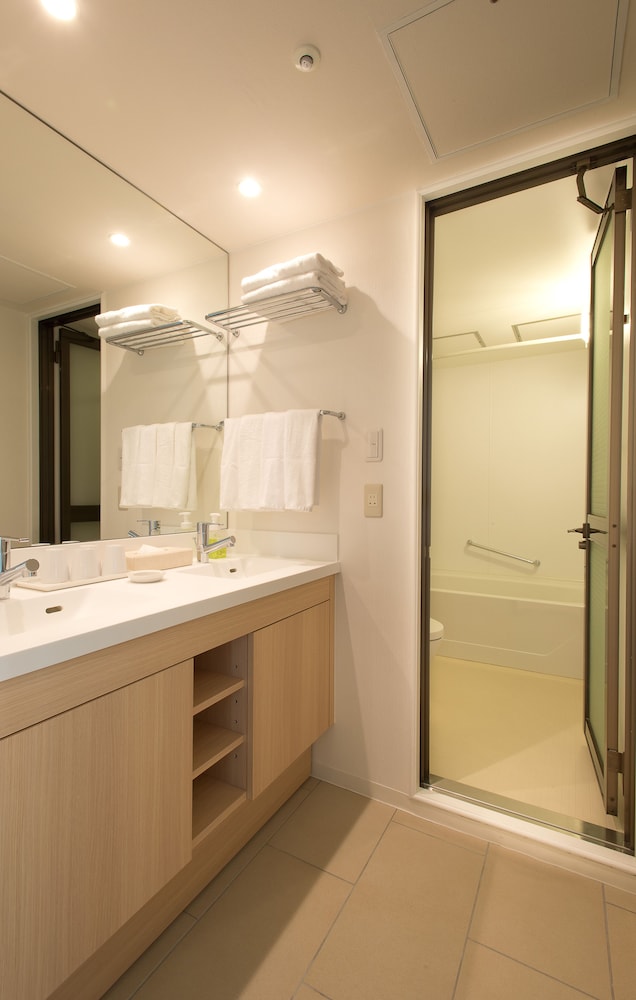 Family Room, 4Beds, Non Smoking (43 square meters) - Photo 8