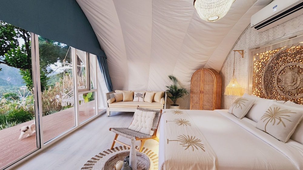 The Cocoon - Photo 4