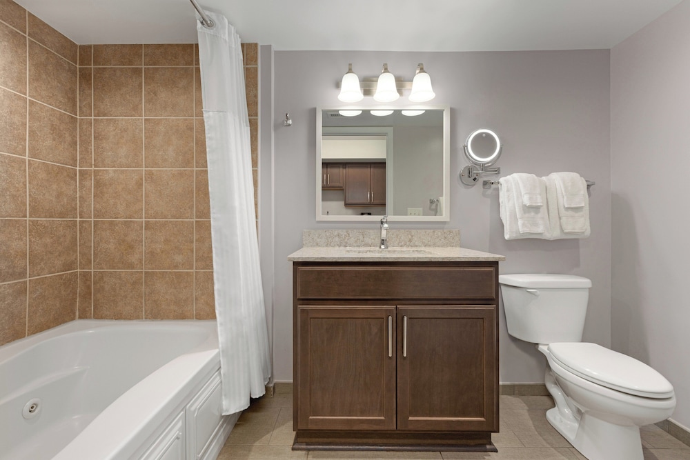 1 Bedroom - Photo 5