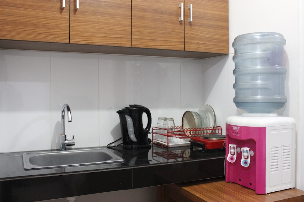 Room - Photo 14
