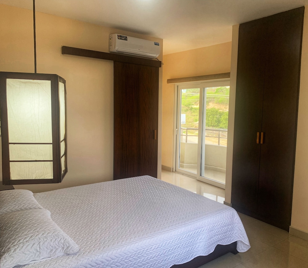 Corner Executive Room photo 2