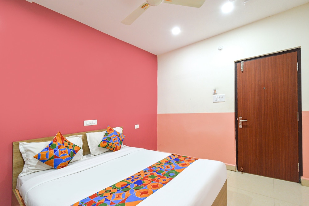 Deluxe Room - Photo 4