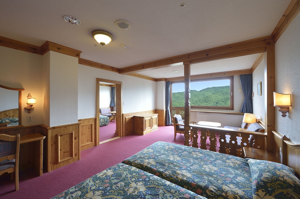 Deluxe Suite Room