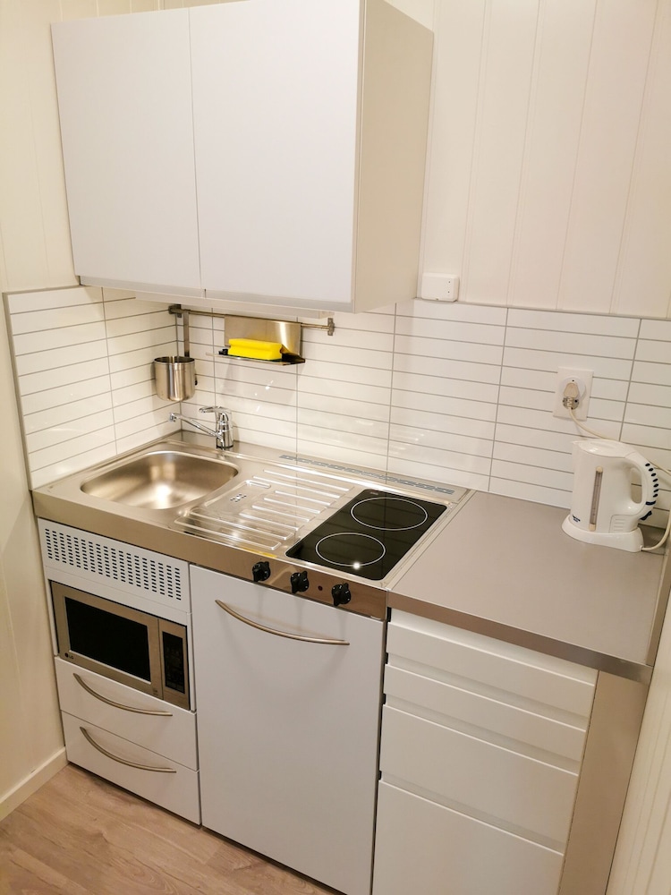 Basic Double Room, 1 Bedroom photo 2