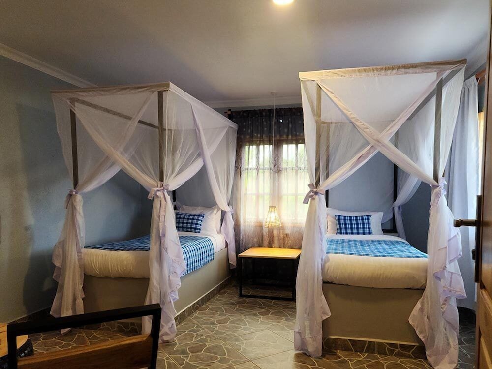 Standard Double or Twin Room photo 3
