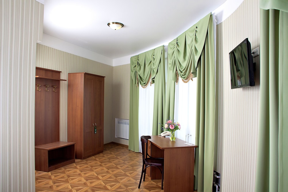 Standard Double or Twin Room photo 1