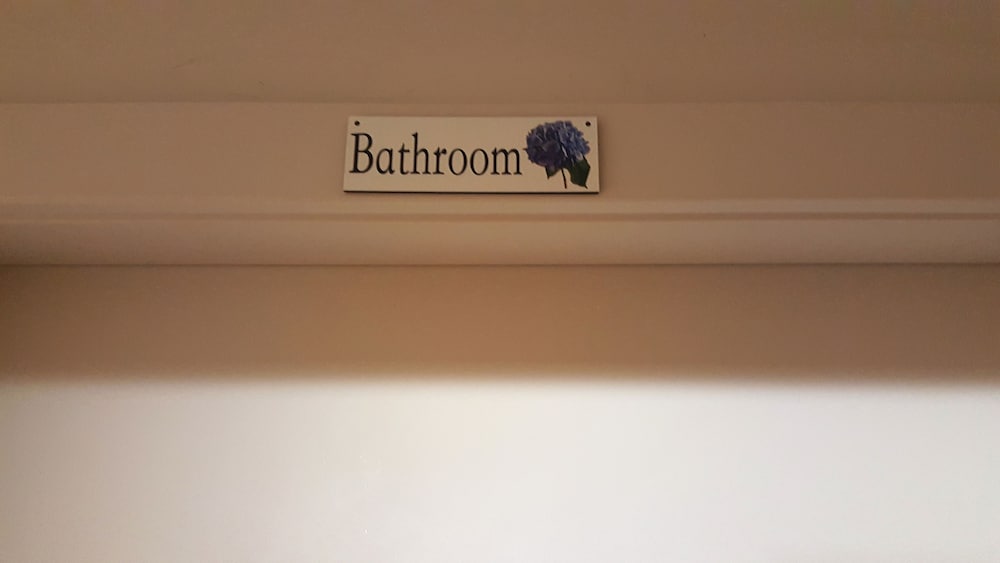 Deluxe Room, Multiple Beds, Non Smoking, Garden View photo 3