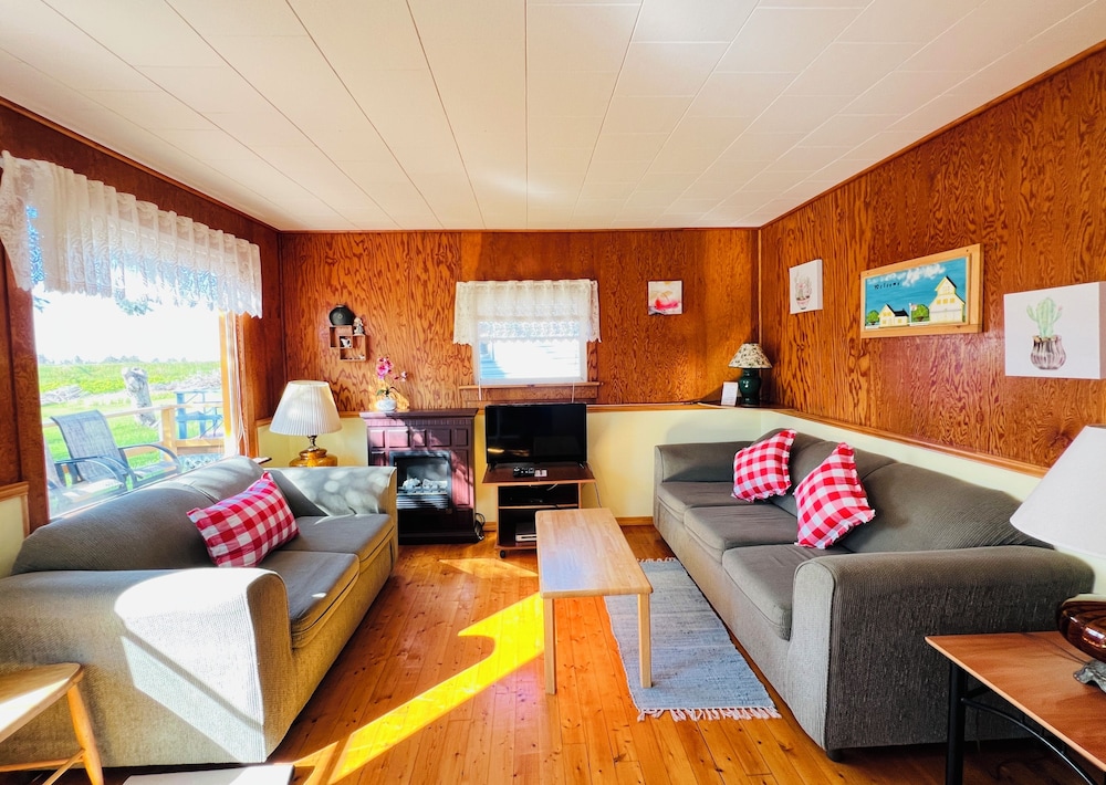 Design House, Bay View, Sea Facing photo 1