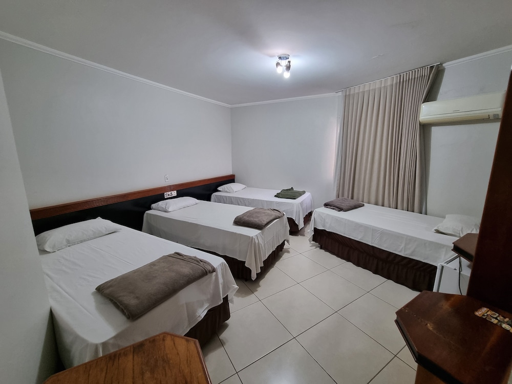 Standard Quadruple Room photo 2