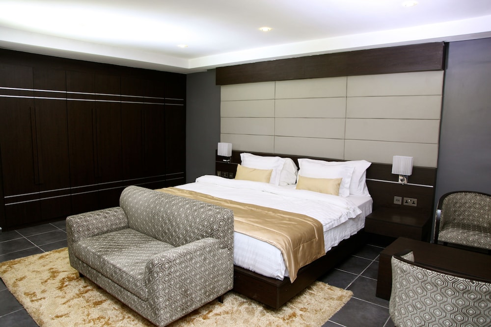 Executive Studio Suite, 1 King Bed photo 1