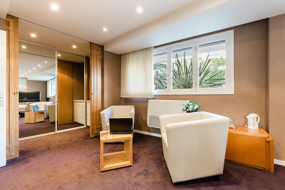 Comfort Room photo 2