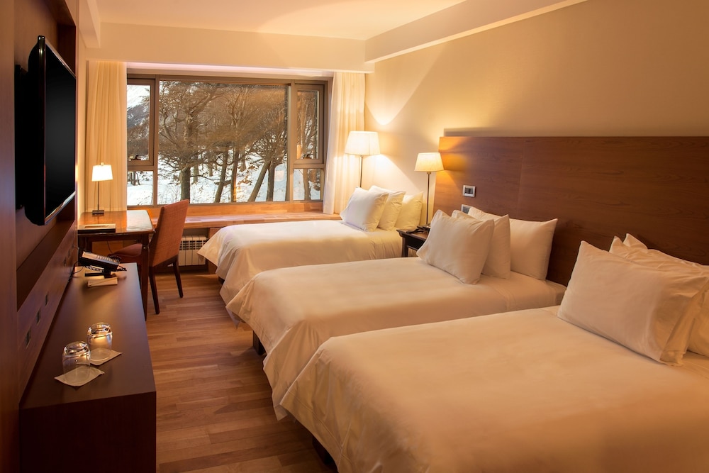 Superior Triple Room, Valley View photo 2