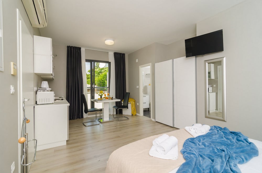 Standard Studio, City View photo 3