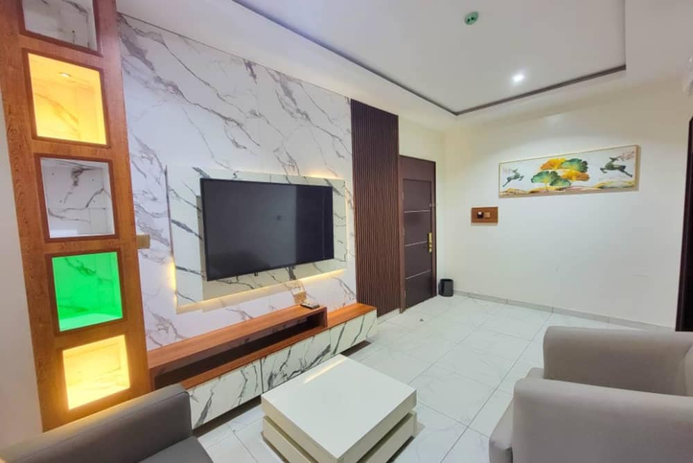 Business Suite photo 2