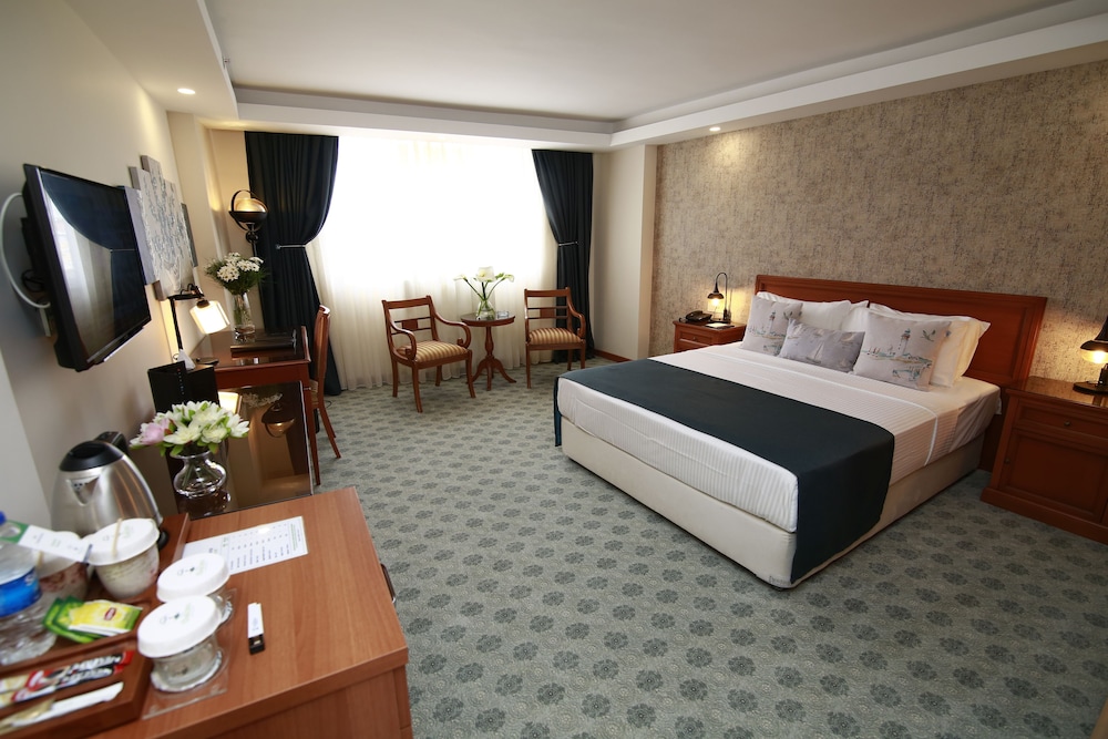 Standard Double or Twin Room, Non Smoking - Photo 7