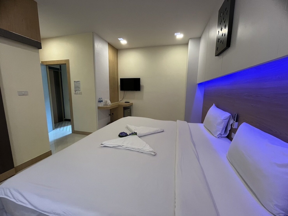 Standard Double Room - Photo 6
