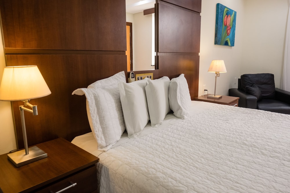 Deluxe Room, Multiple Bedrooms - Photo 1